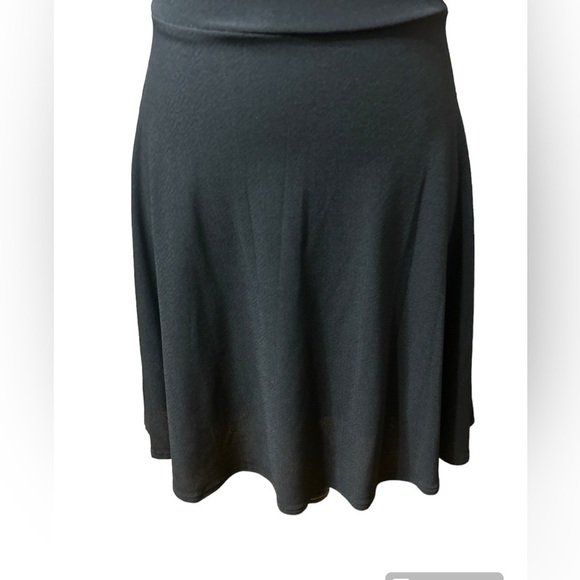 Juniors Cheryl Creation HALTER SHORT TIE BACK PARTY DRESS Size: Small - Picture 6 of 10